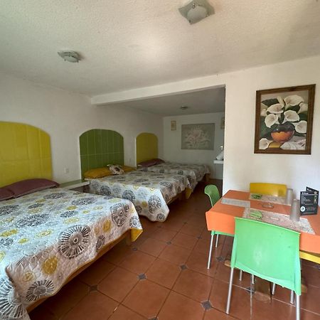 Hotel El Mirador Y Jardin トゥライヤカパン エクステリア 写真
