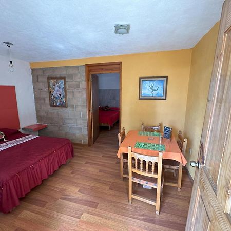 Hotel El Mirador Y Jardin トゥライヤカパン エクステリア 写真