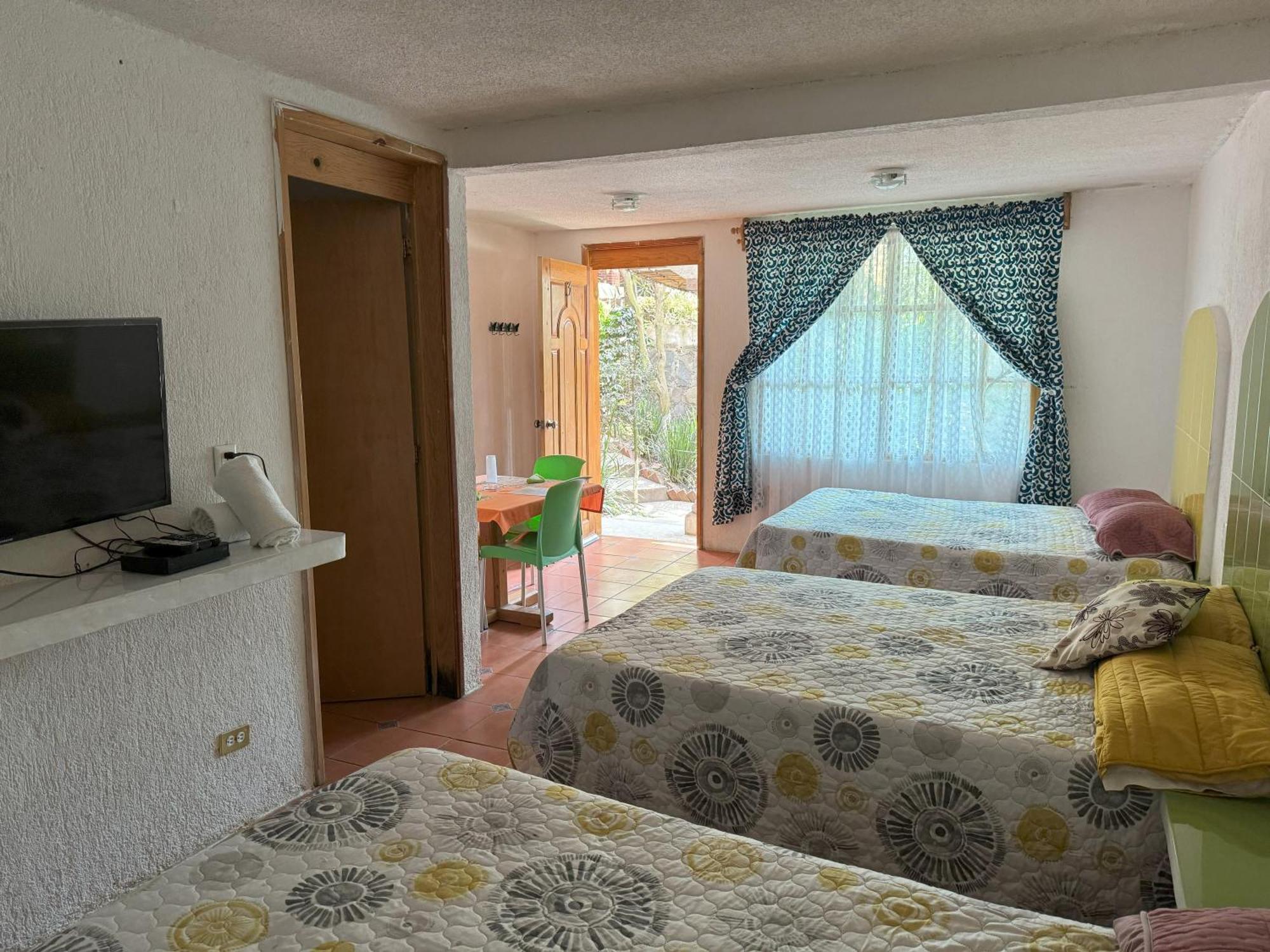 Hotel El Mirador Y Jardin トゥライヤカパン エクステリア 写真
